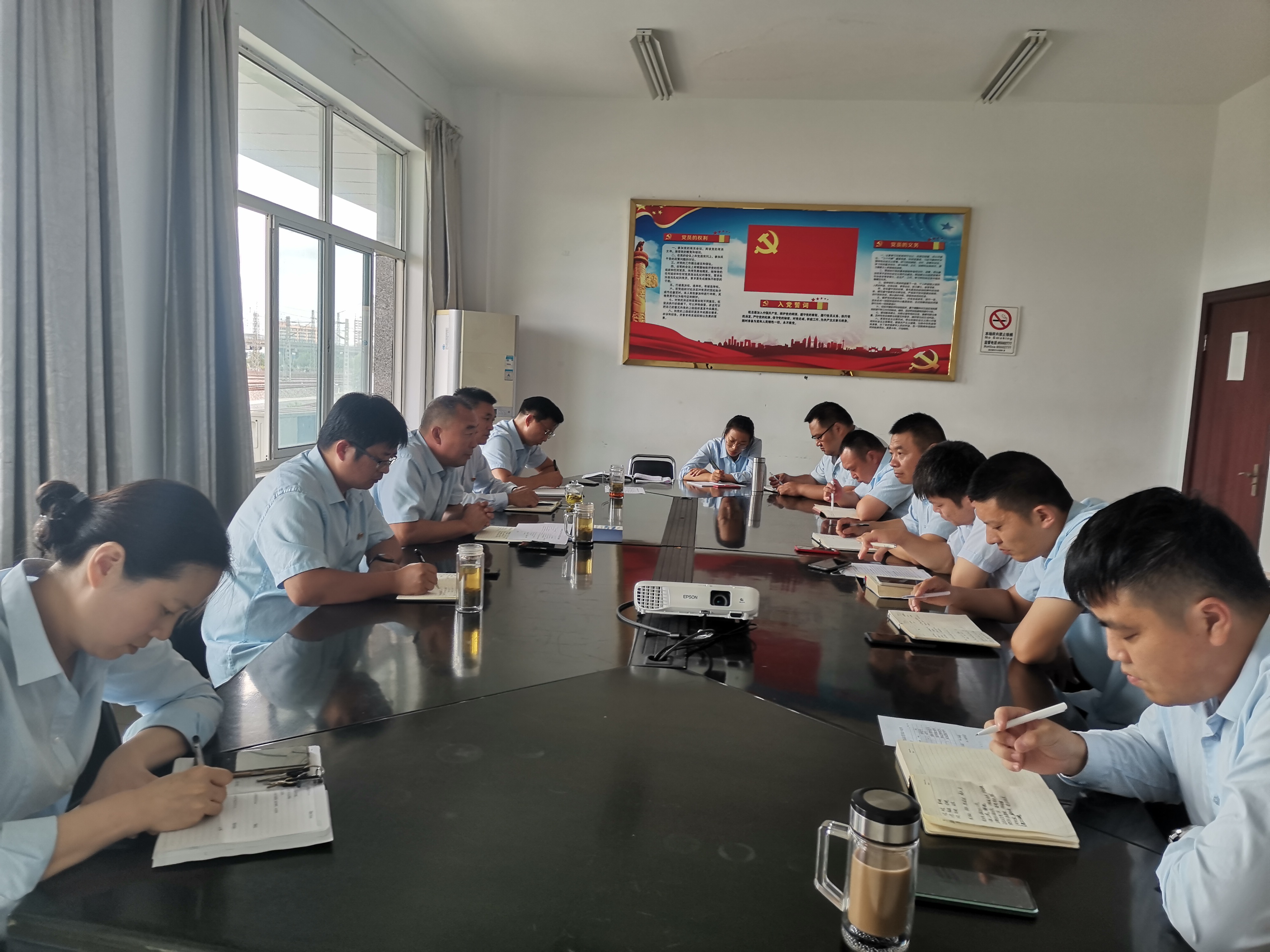 公交集團公交事業(yè)二部召開中秋節(jié)后收心會及重點工作部署會