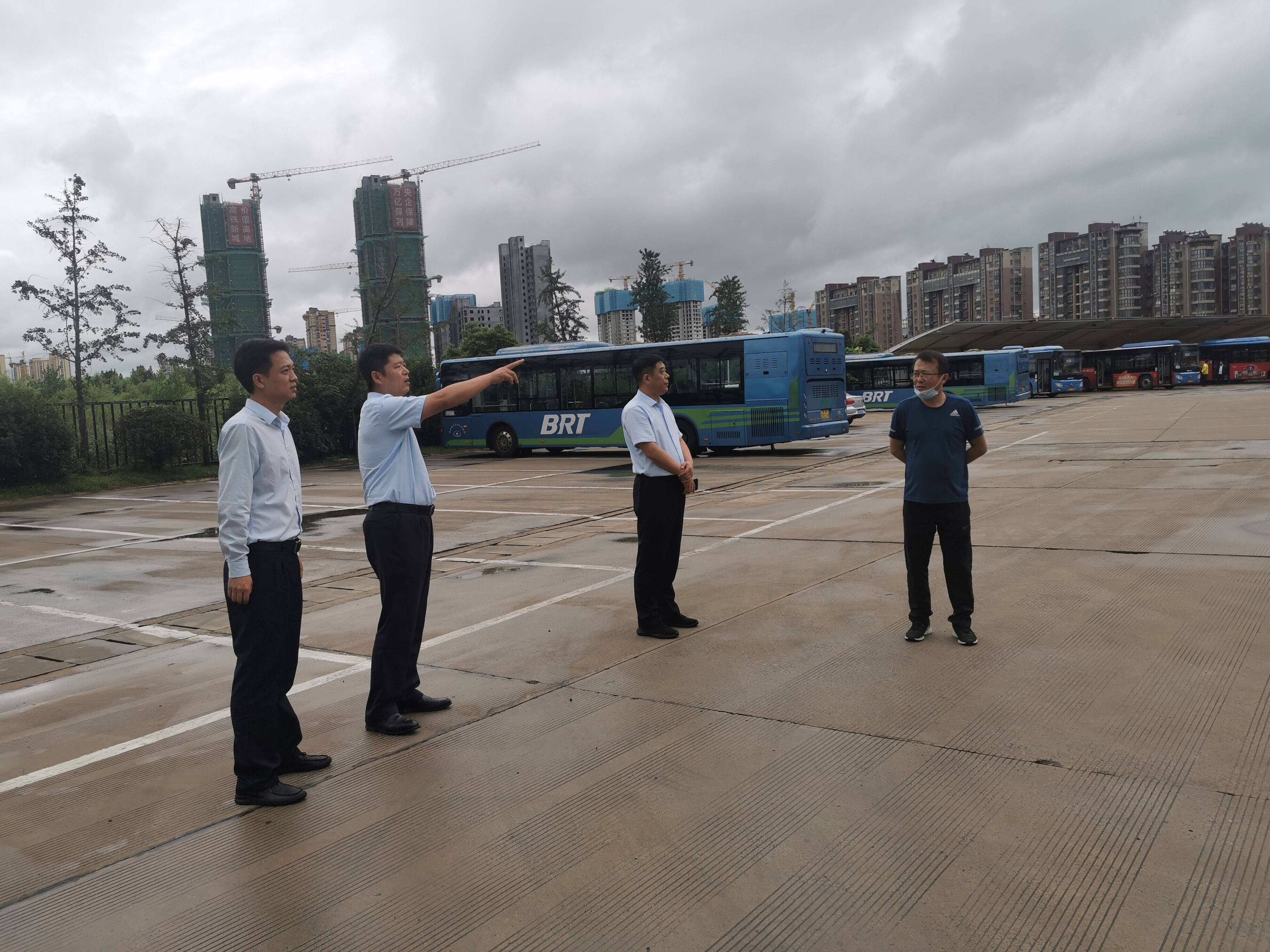 全面部署，嚴陣以待，公交集團全力做好臺風“梅花”防御工作