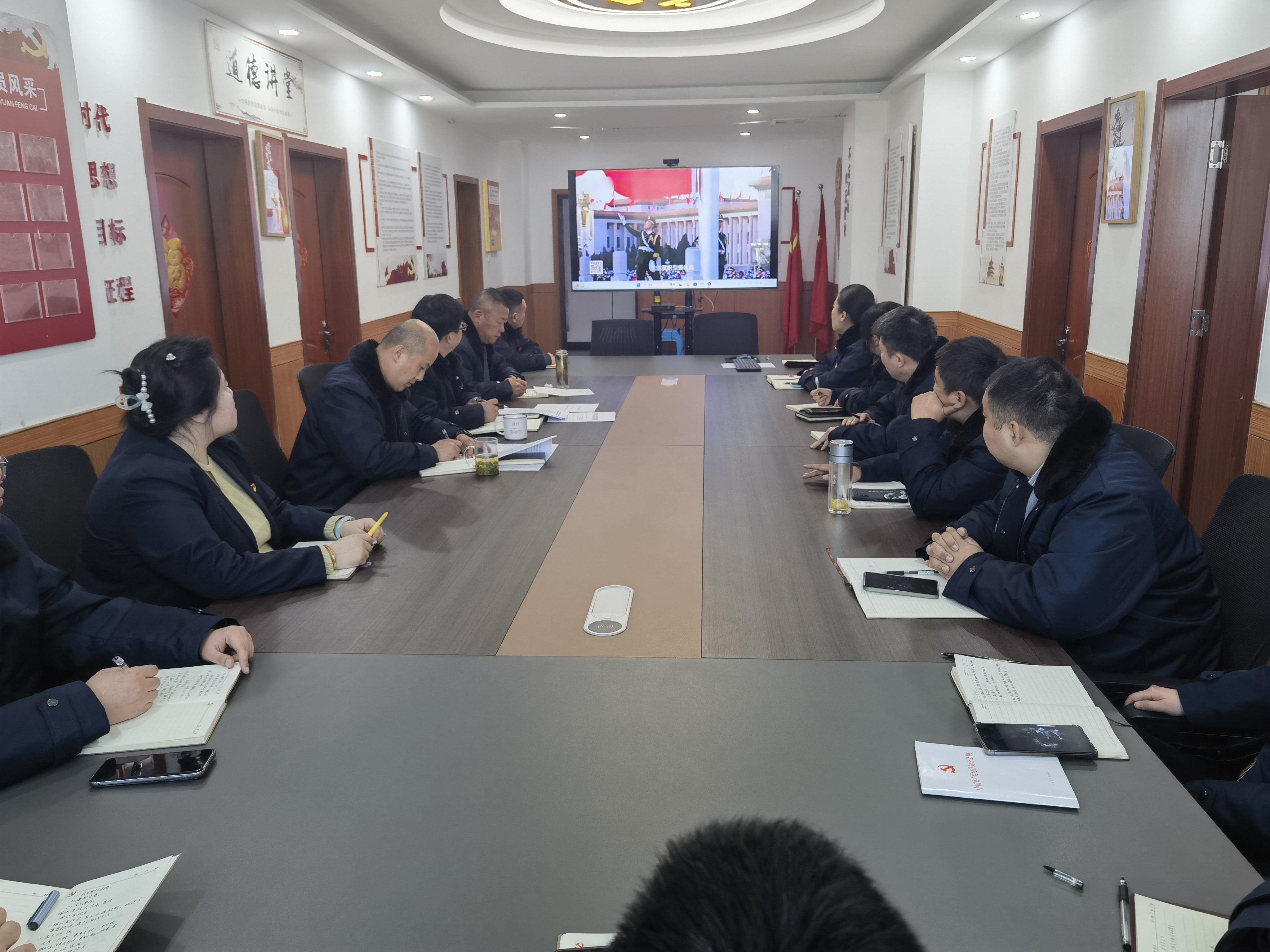 觀《向新出發(fā)》，砥礪奮進開新局